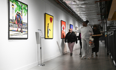 MK Snap At Unity Place Art JAR 8947