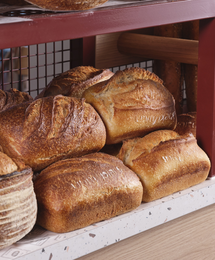©Jodihinds 240403 Unityplace Bread Wall 06